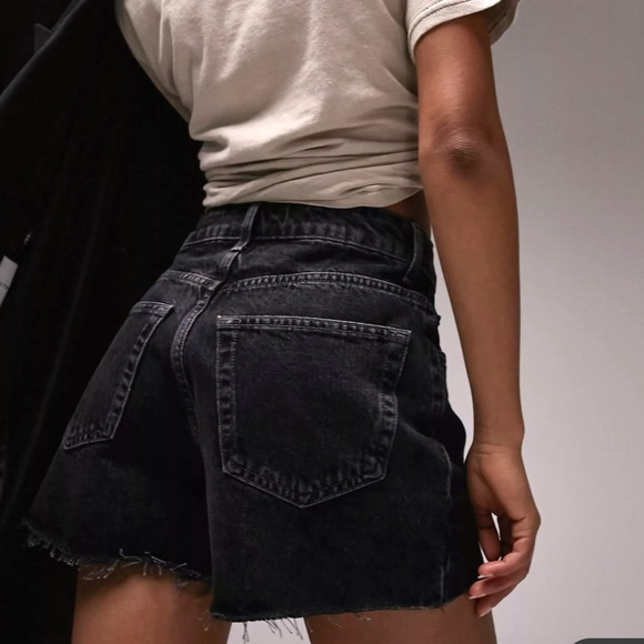Topshop Denim A-line Mom Short in Washed Black - Picture 3 of 13